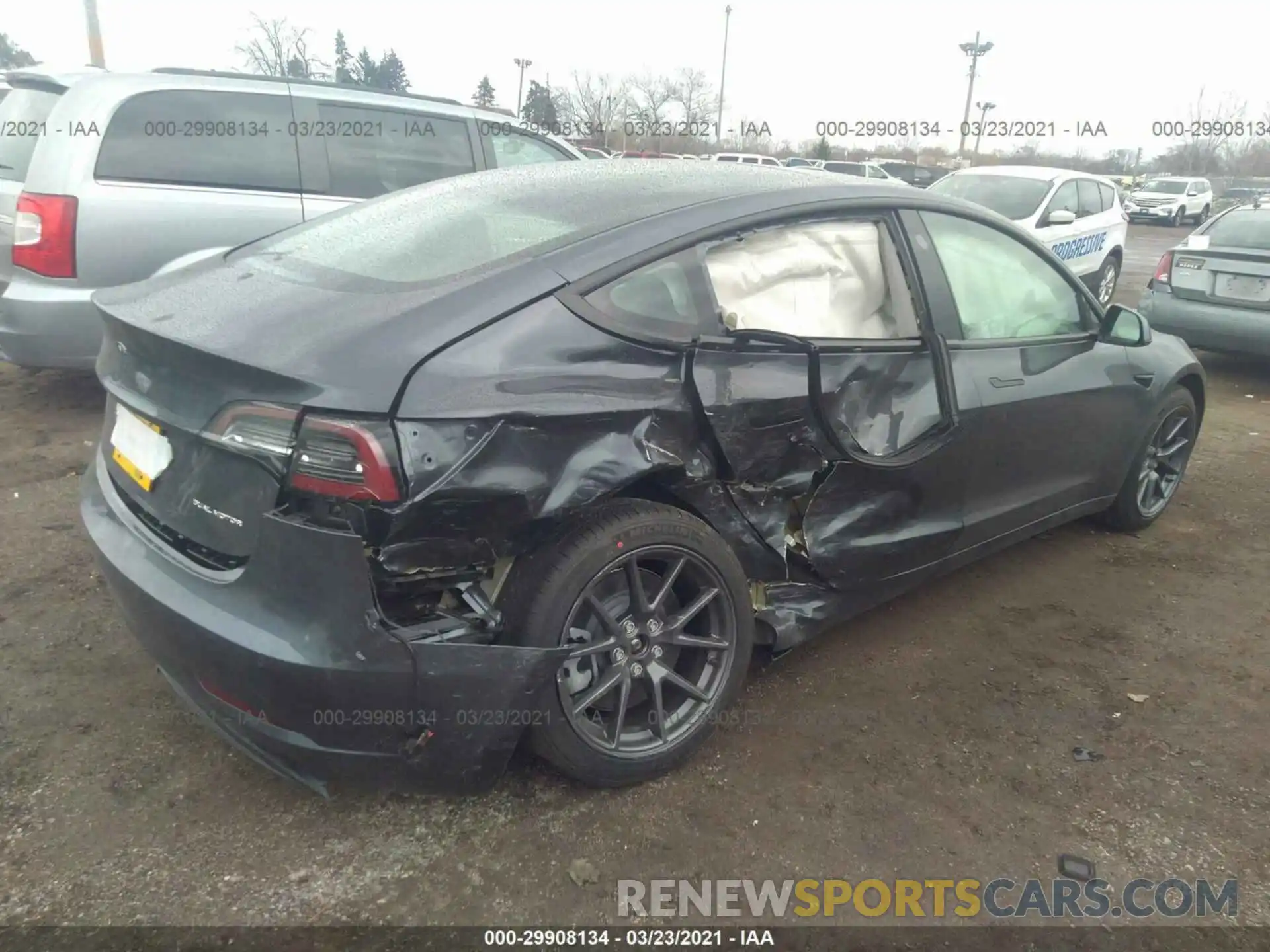 4 Photograph of a damaged car 5YJ3E1EB4MF902480 TESLA MODEL 3 2021