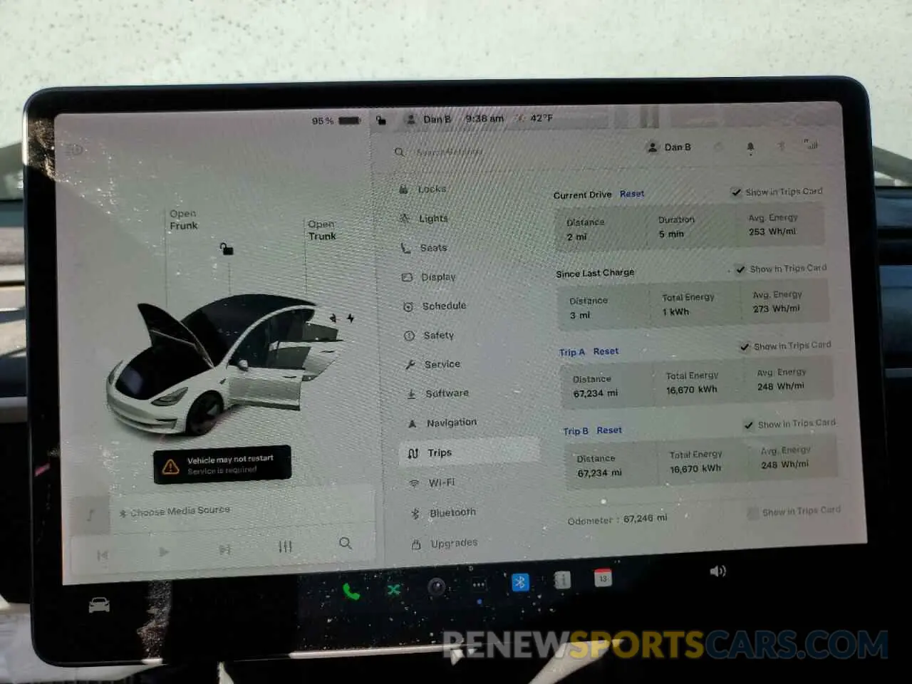 9 Photograph of a damaged car 5YJ3E1EB4MF938427 TESLA MODEL 3 2021