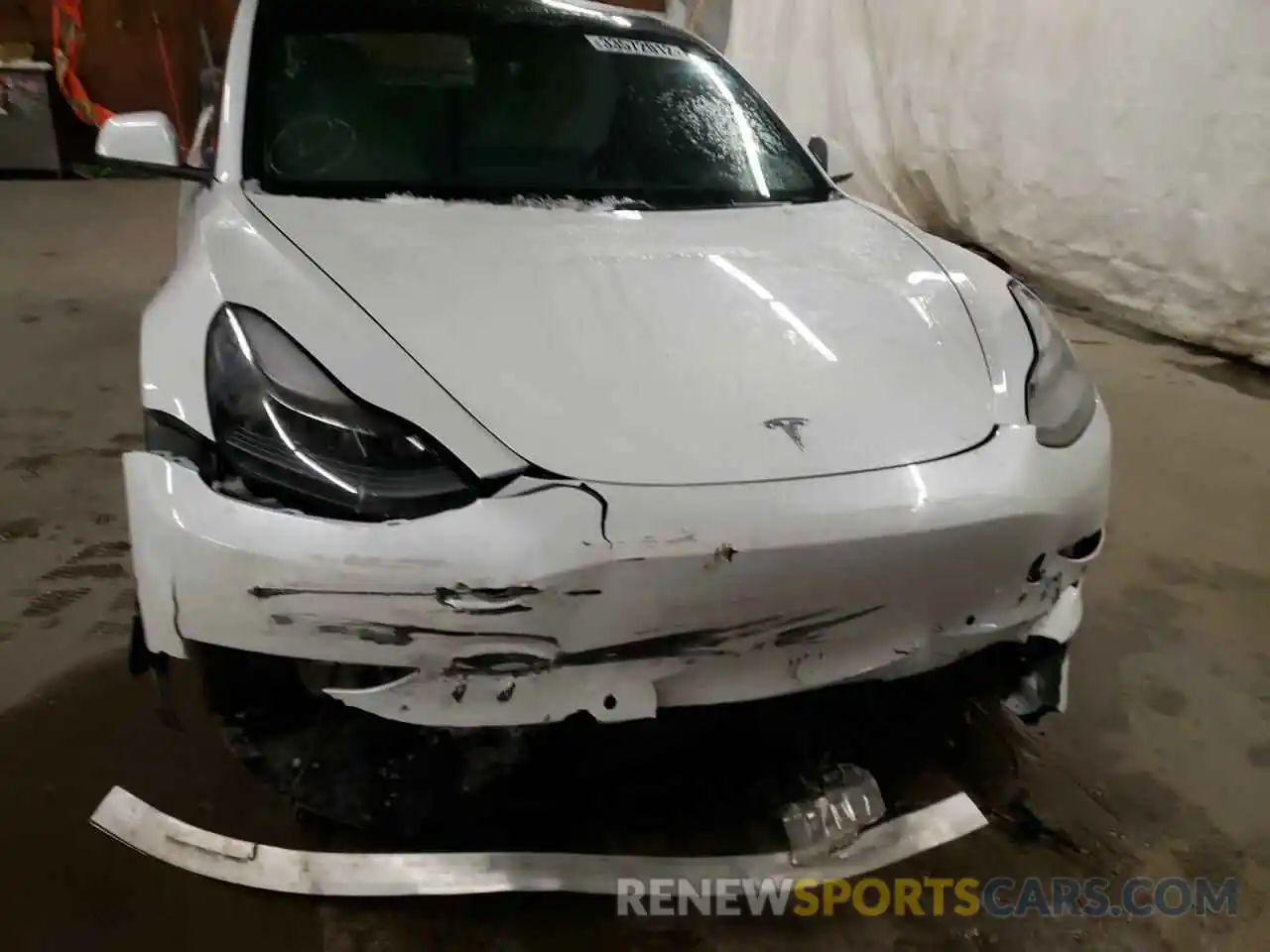 9 Photograph of a damaged car 5YJ3E1EB4MF948049 TESLA MODEL 3 2021