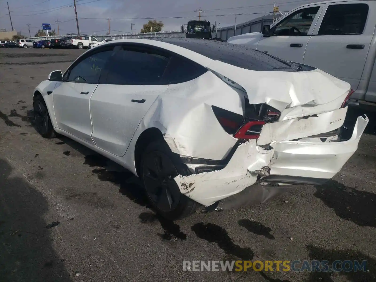 3 Photograph of a damaged car 5YJ3E1EB4MF999079 TESLA MODEL 3 2021