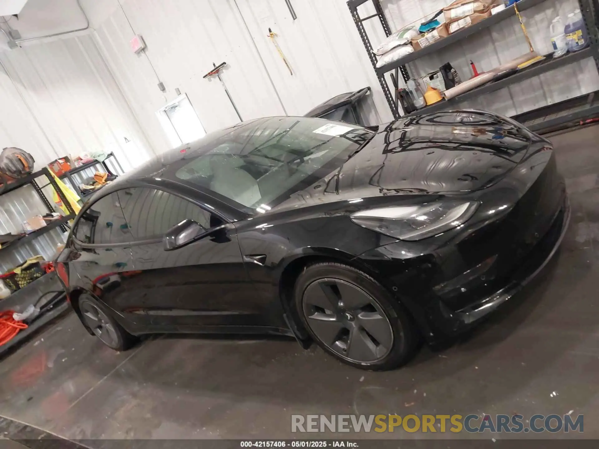 12 Photograph of a damaged car 5YJ3E1EB5MF019973 TESLA MODEL 3 2021
