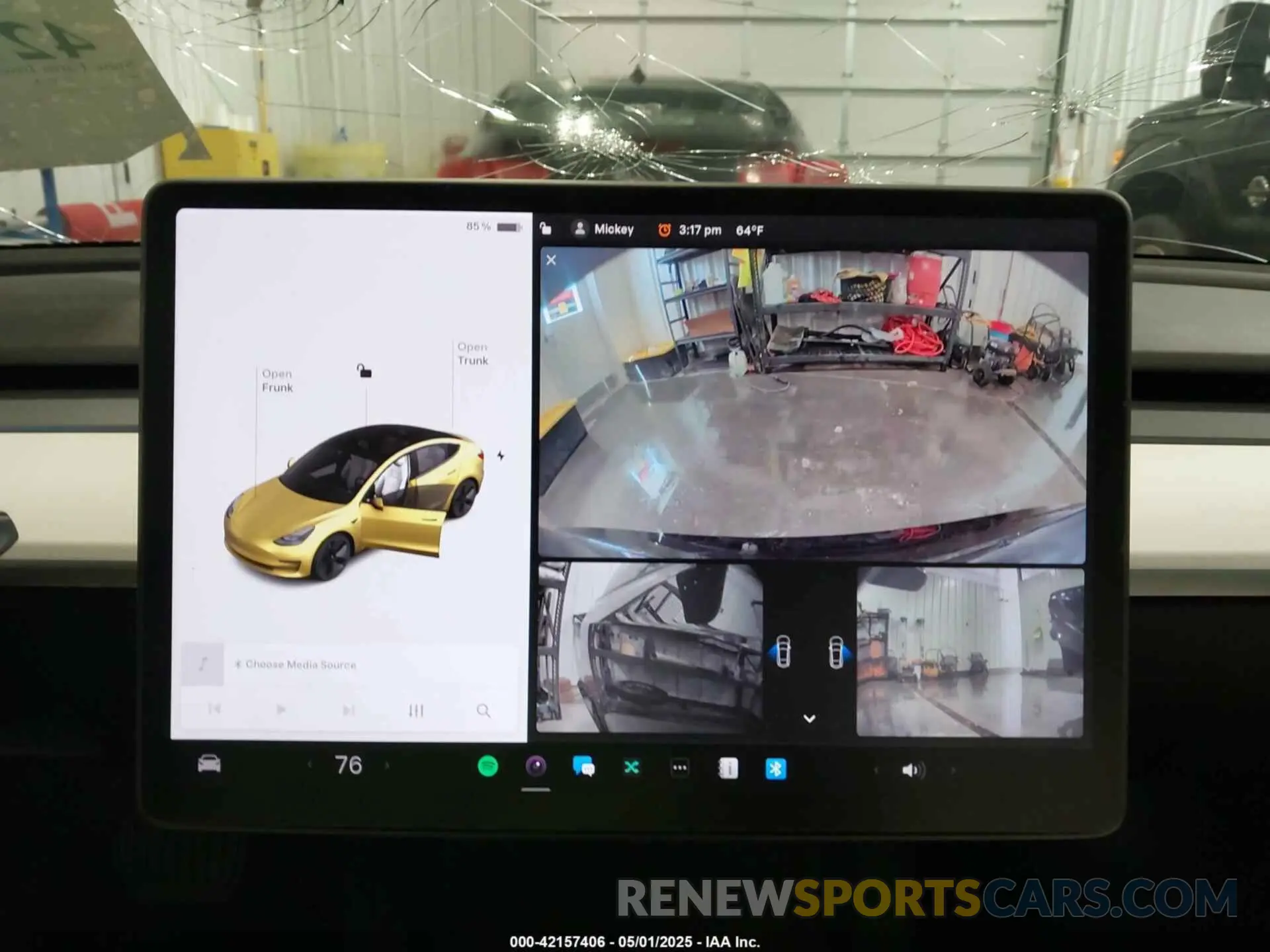 17 Photograph of a damaged car 5YJ3E1EB5MF019973 TESLA MODEL 3 2021