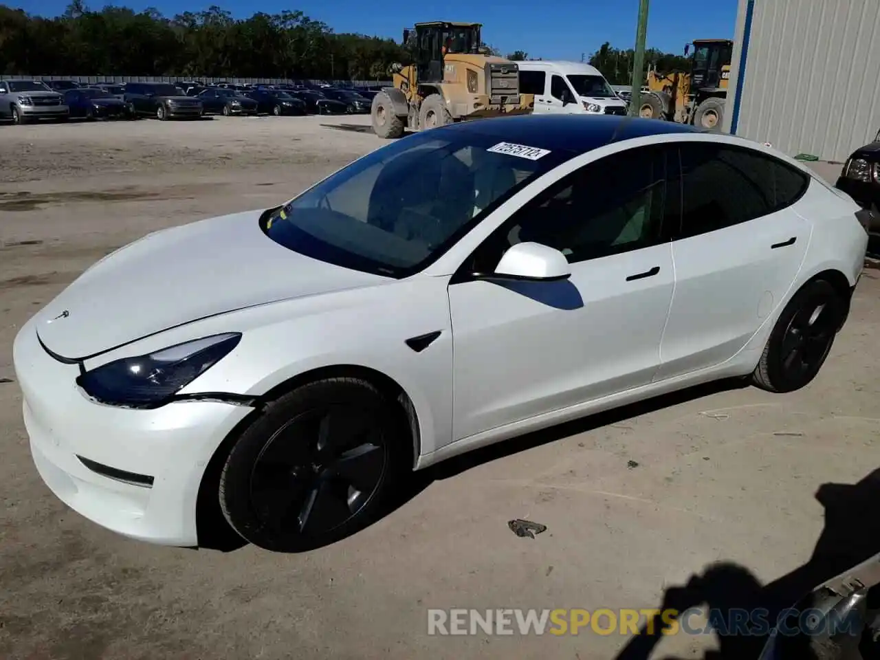 1 Photograph of a damaged car 5YJ3E1EB5MF054657 TESLA MODEL 3 2021