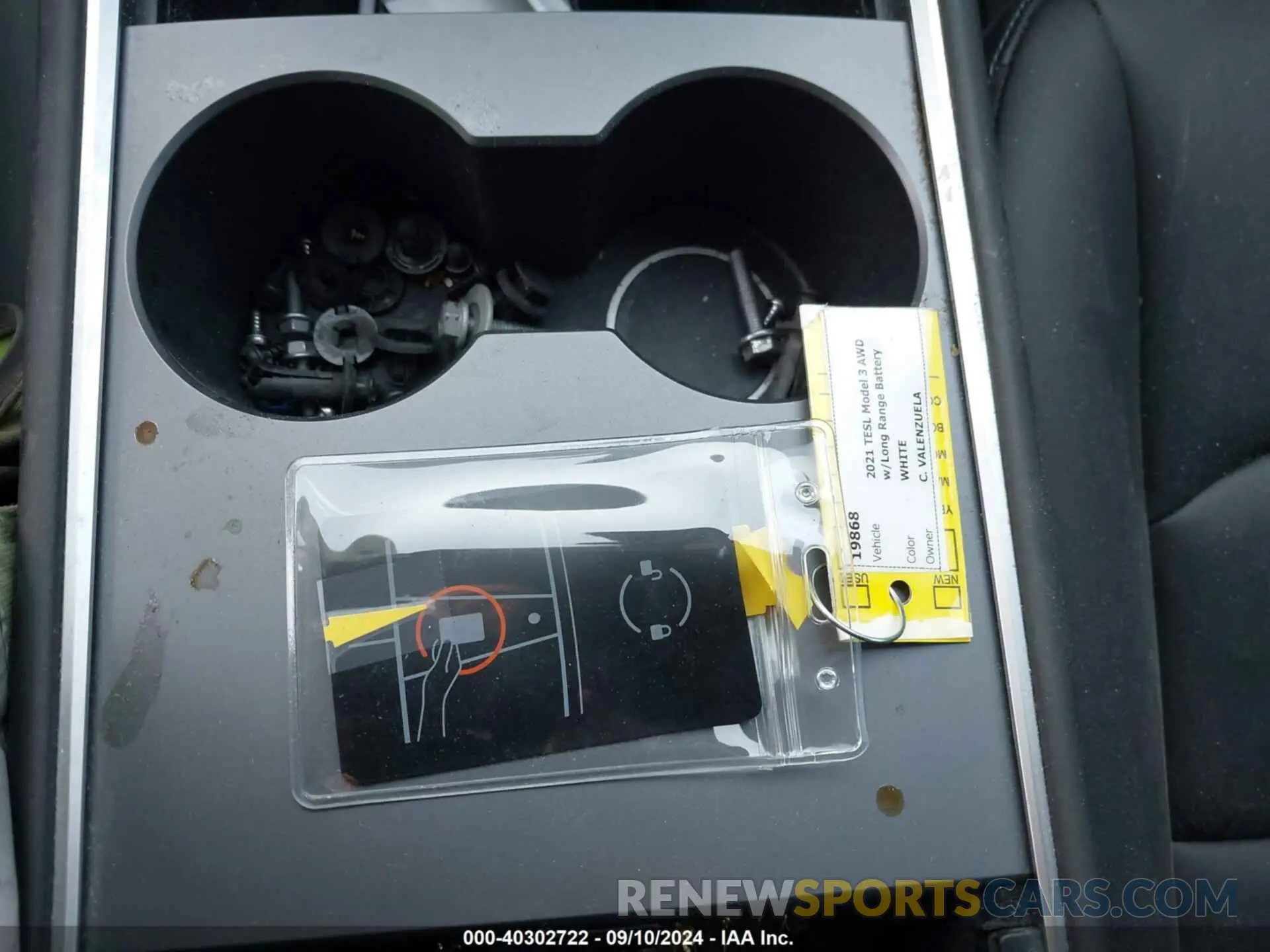 11 Photograph of a damaged car 5YJ3E1EB5MF072222 TESLA MODEL 3 2021