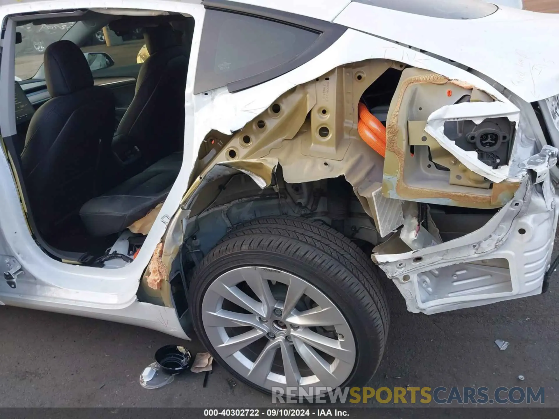 21 Photograph of a damaged car 5YJ3E1EB5MF072222 TESLA MODEL 3 2021
