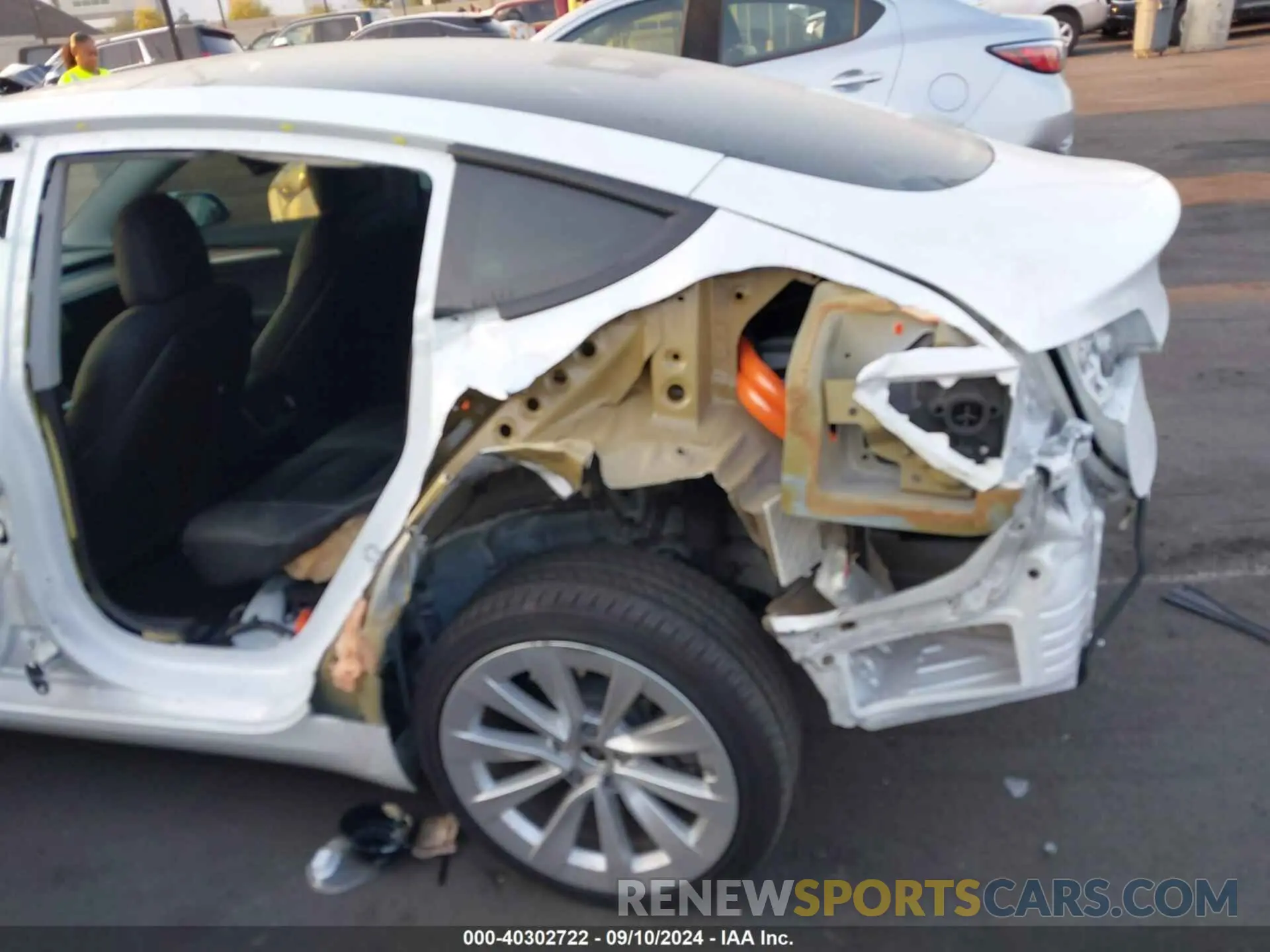 6 Photograph of a damaged car 5YJ3E1EB5MF072222 TESLA MODEL 3 2021