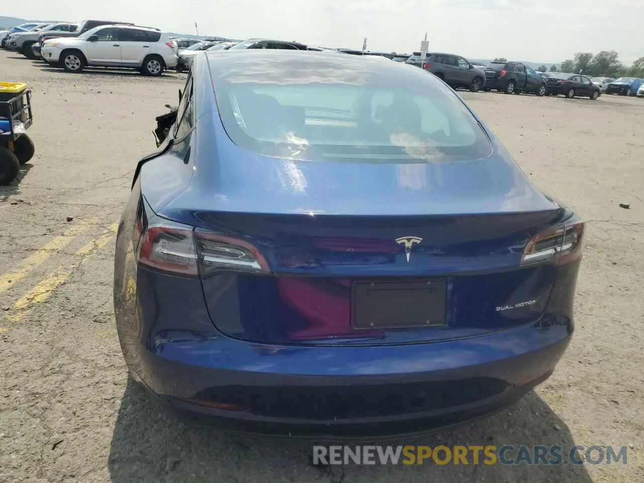 6 Photograph of a damaged car 5YJ3E1EB5MF853256 TESLA MODEL 3 2021