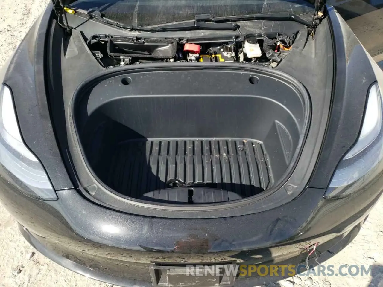 11 Photograph of a damaged car 5YJ3E1EB5MF855766 TESLA MODEL 3 2021