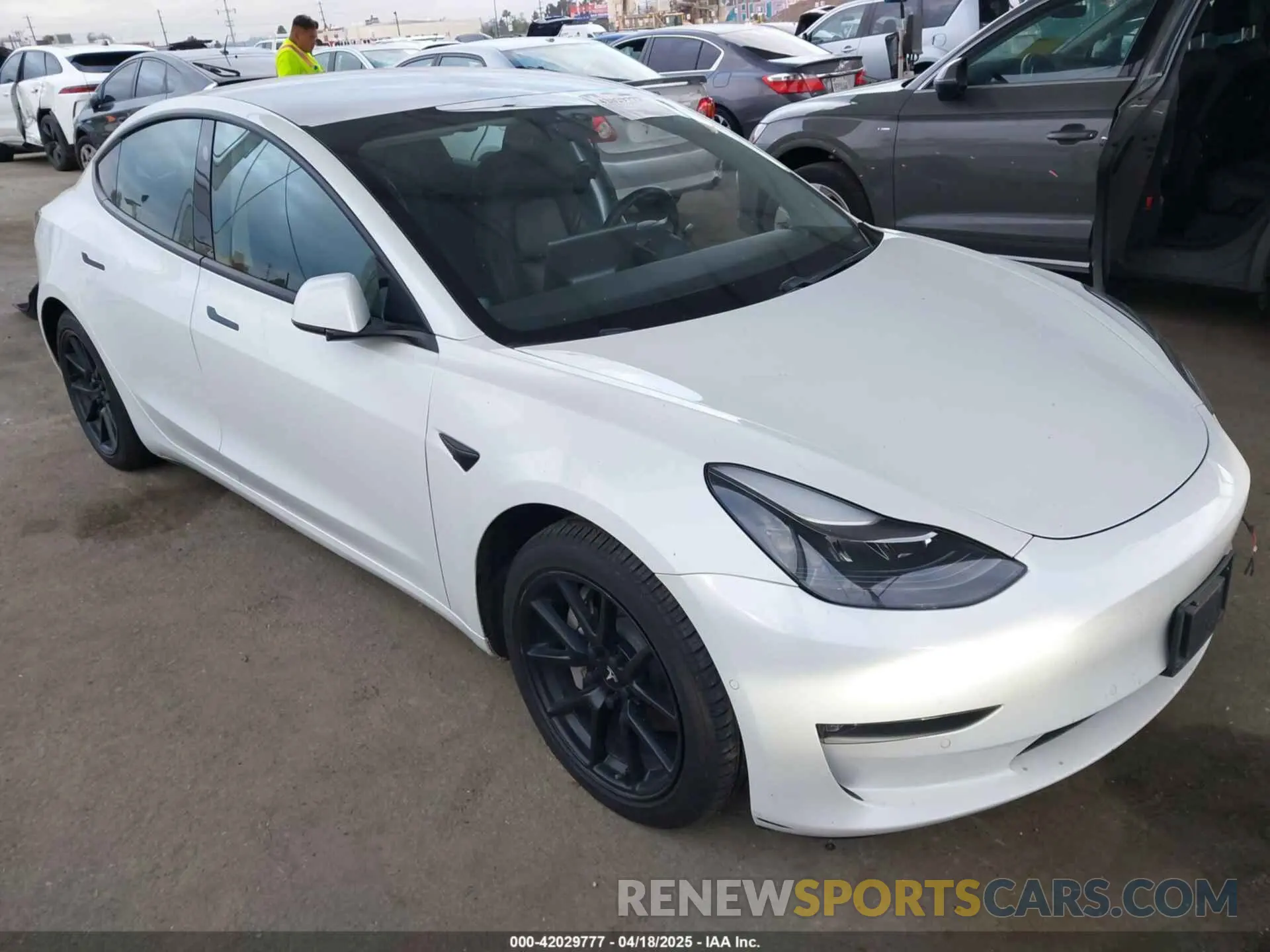 1 Photograph of a damaged car 5YJ3E1EB5MF872874 TESLA MODEL 3 2021