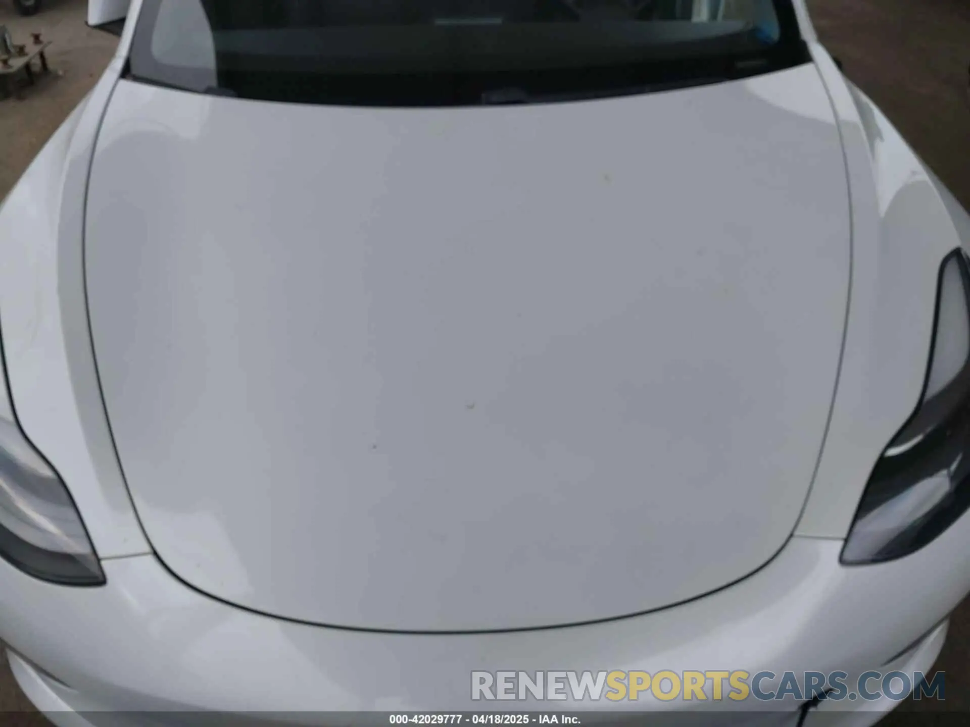 10 Photograph of a damaged car 5YJ3E1EB5MF872874 TESLA MODEL 3 2021