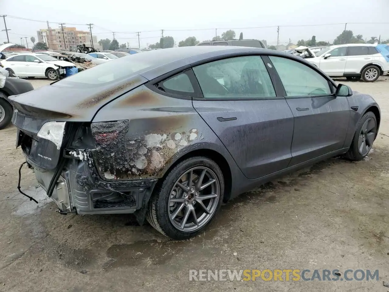 3 Photograph of a damaged car 5YJ3E1EB5MF878366 TESLA MODEL 3 2021