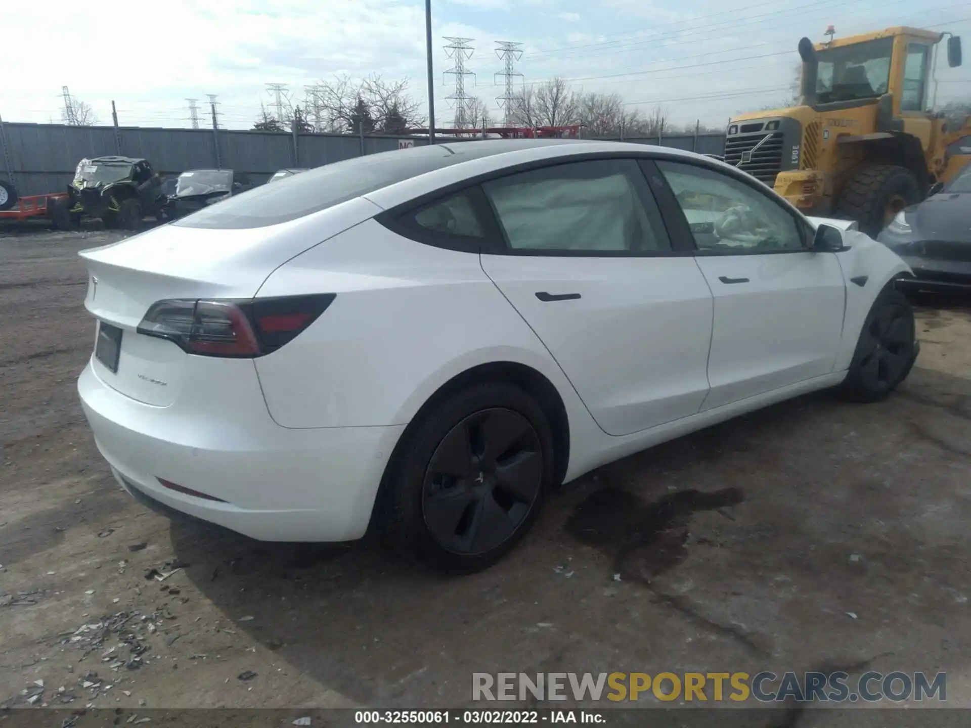 4 Photograph of a damaged car 5YJ3E1EB5MF974305 TESLA MODEL 3 2021