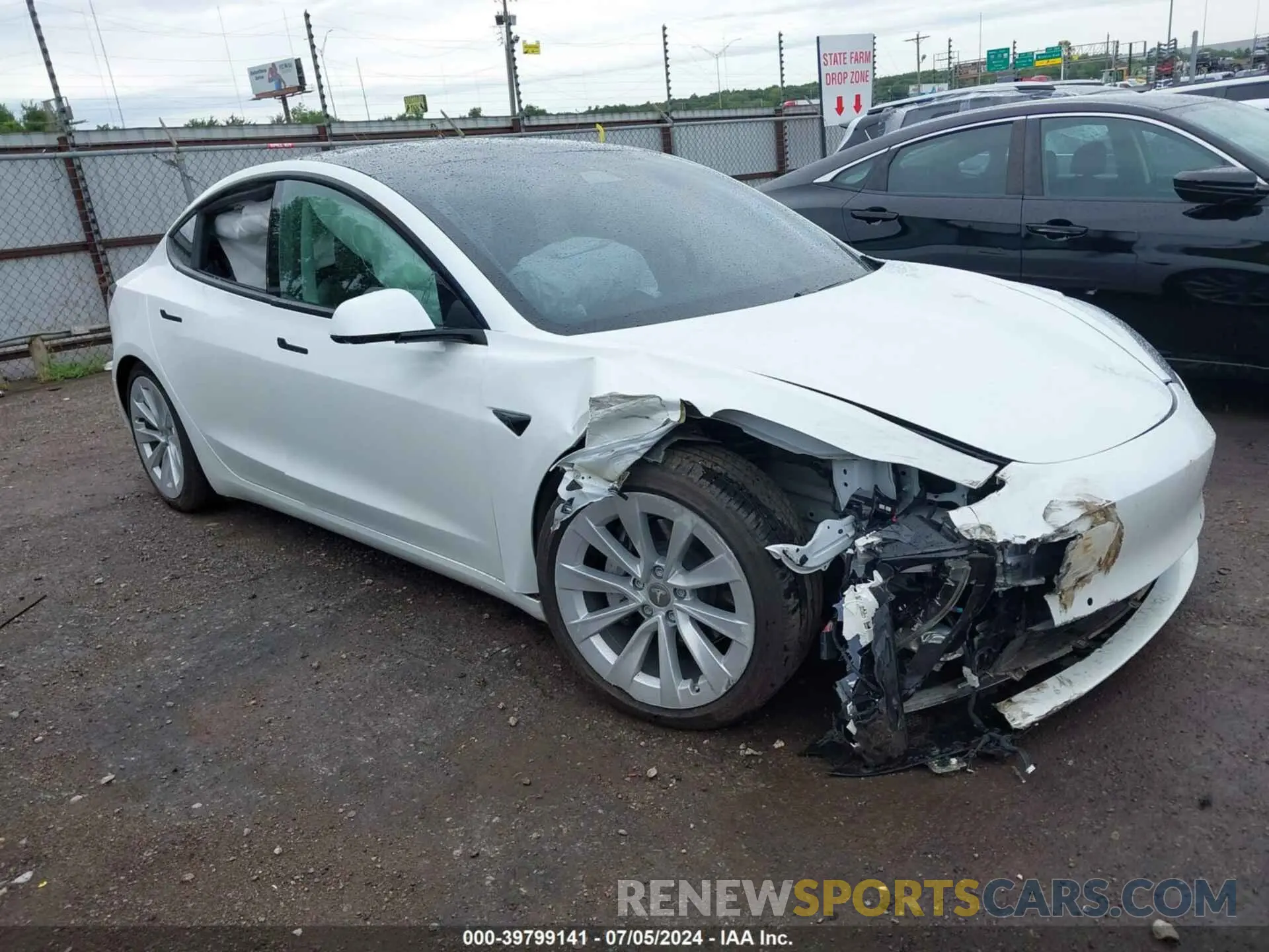 1 Photograph of a damaged car 5YJ3E1EB6MF048950 TESLA MODEL 3 2021