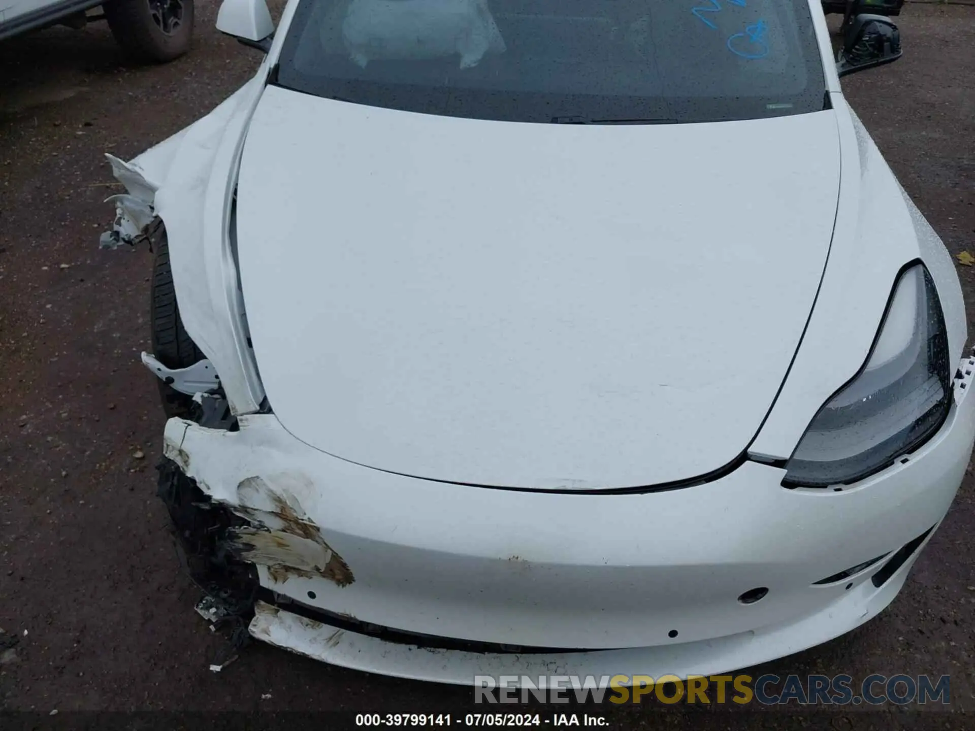 10 Photograph of a damaged car 5YJ3E1EB6MF048950 TESLA MODEL 3 2021