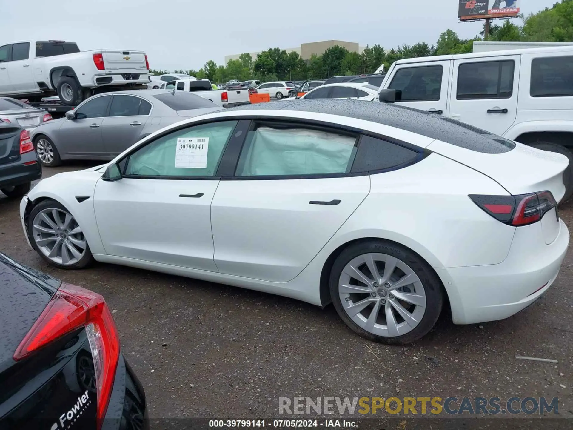 13 Photograph of a damaged car 5YJ3E1EB6MF048950 TESLA MODEL 3 2021