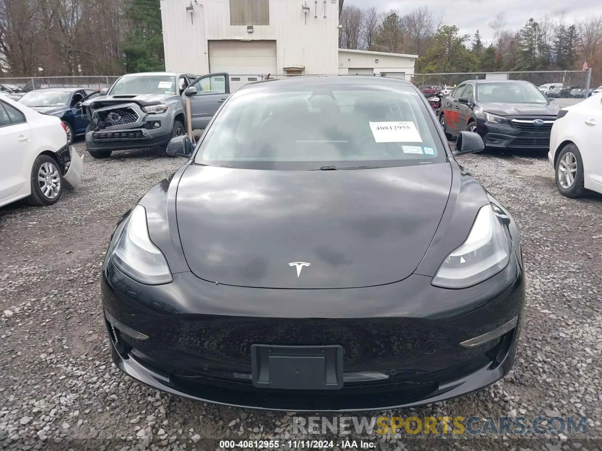 12 Photograph of a damaged car 5YJ3E1EB6MF055901 TESLA MODEL 3 2021