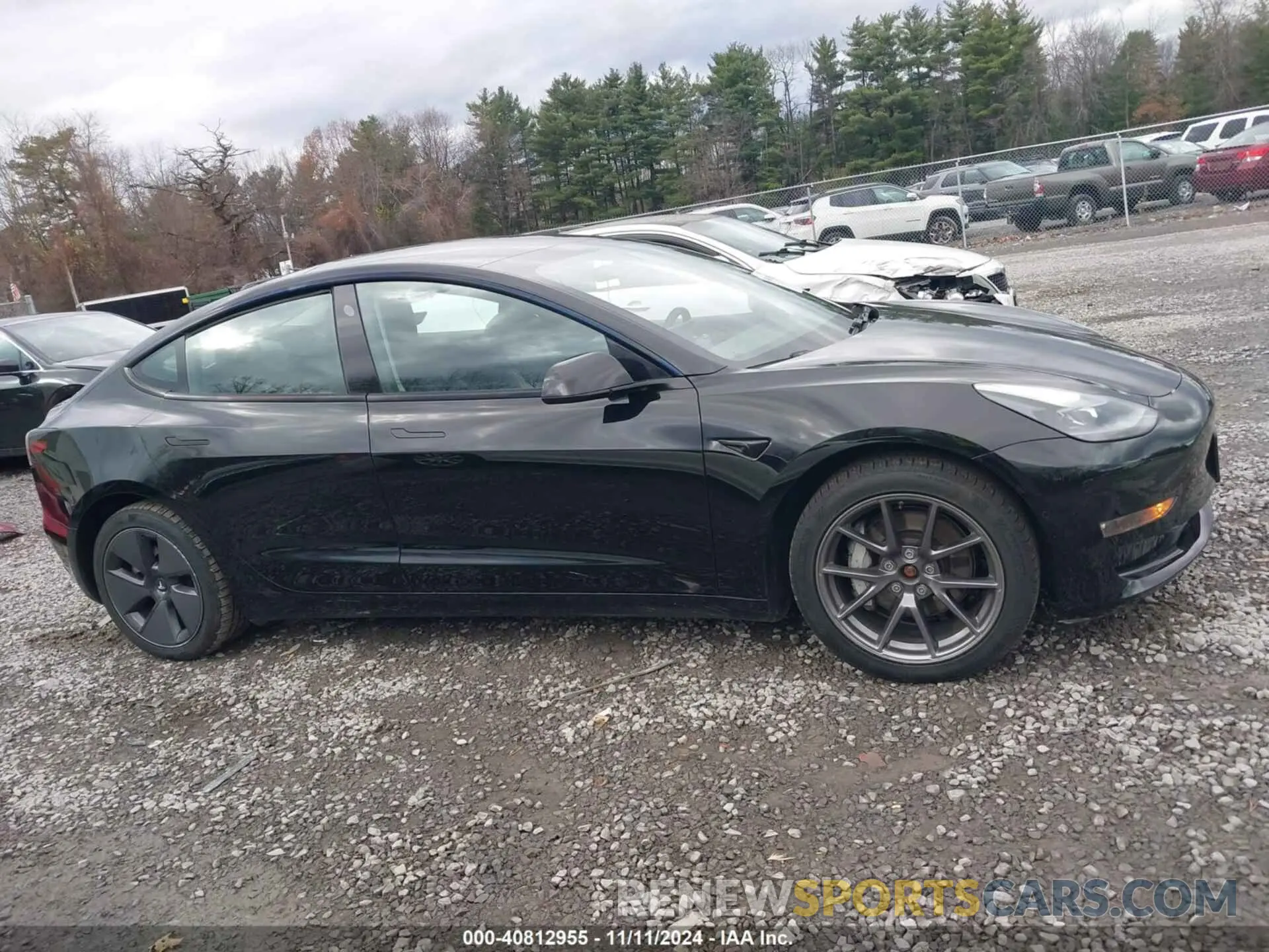 13 Photograph of a damaged car 5YJ3E1EB6MF055901 TESLA MODEL 3 2021