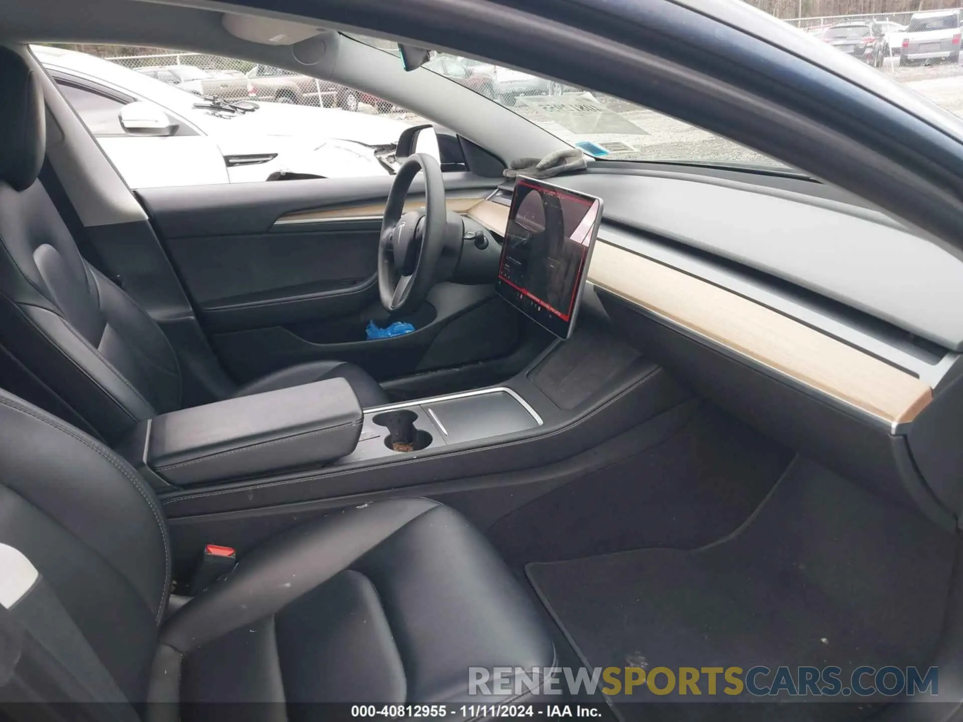5 Photograph of a damaged car 5YJ3E1EB6MF055901 TESLA MODEL 3 2021