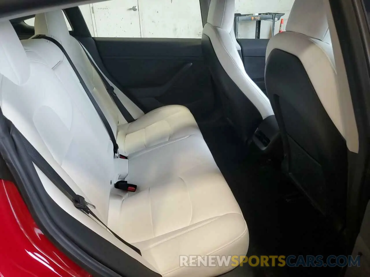 10 Photograph of a damaged car 5YJ3E1EB6MF062699 TESLA MODEL 3 2021