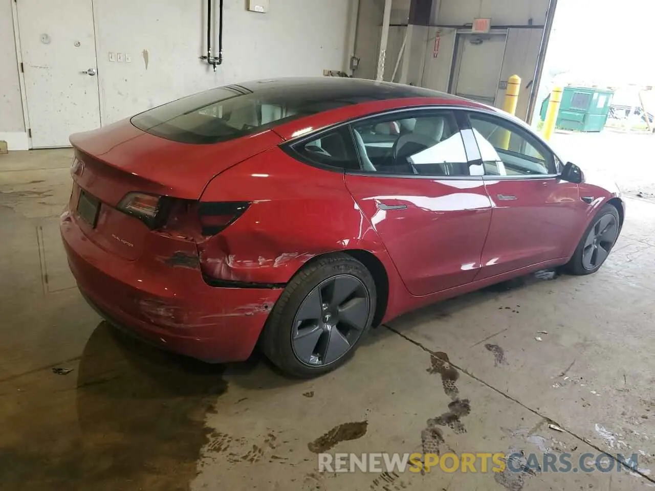 3 Photograph of a damaged car 5YJ3E1EB6MF062699 TESLA MODEL 3 2021