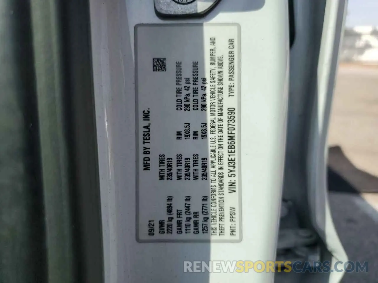 13 Photograph of a damaged car 5YJ3E1EB6MF073590 TESLA MODEL 3 2021