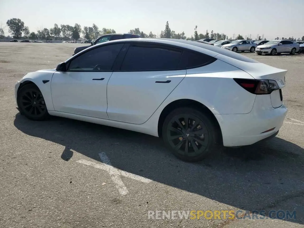 2 Photograph of a damaged car 5YJ3E1EB6MF073590 TESLA MODEL 3 2021