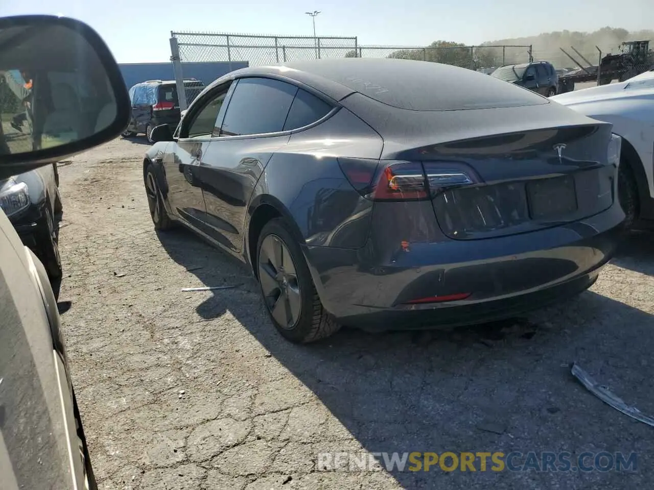 2 Photograph of a damaged car 5YJ3E1EB6MF074402 TESLA MODEL 3 2021