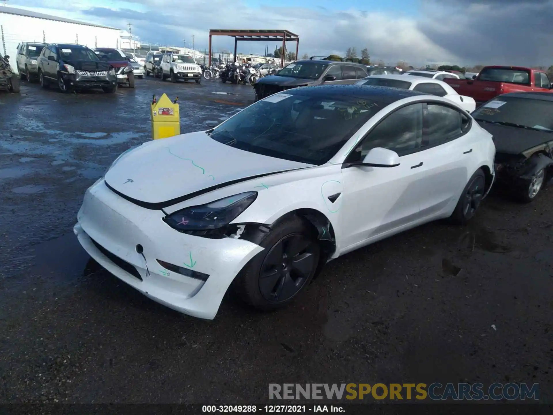 2 Photograph of a damaged car 5YJ3E1EB6MF075906 TESLA MODEL 3 2021