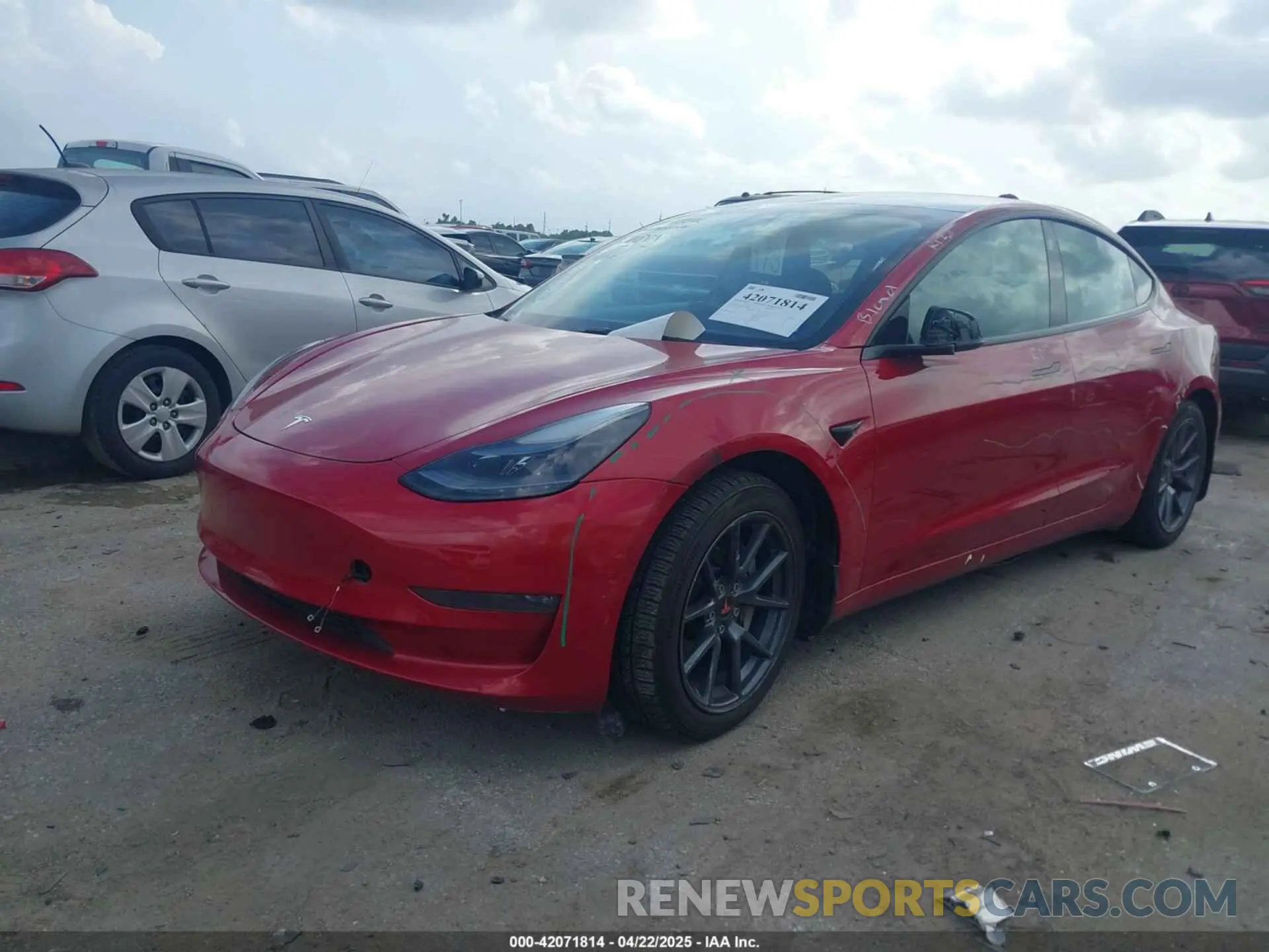 2 Photograph of a damaged car 5YJ3E1EB6MF085836 TESLA MODEL 3 2021