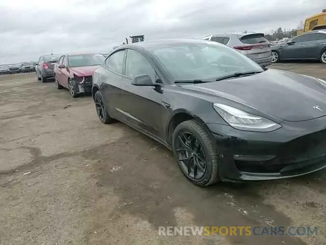 10 Photograph of a damaged car 5YJ3E1EB6MF853086 TESLA MODEL 3 2021