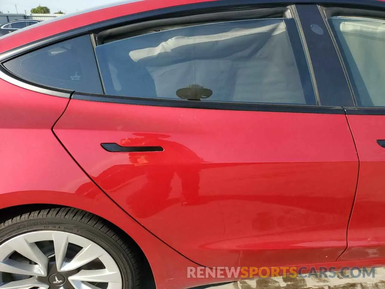 10 Photograph of a damaged car 5YJ3E1EB6MF859700 TESLA MODEL 3 2021