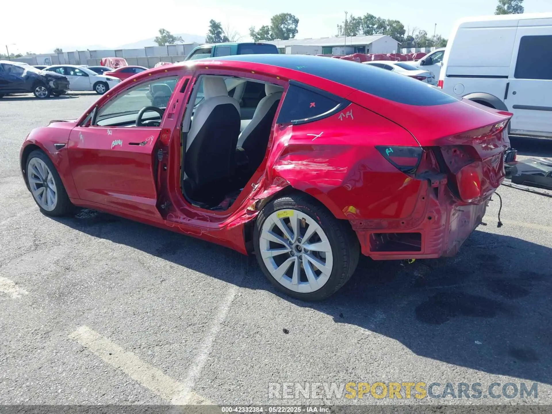 3 Photograph of a damaged car 5YJ3E1EB6MF879669 TESLA MODEL 3 2021