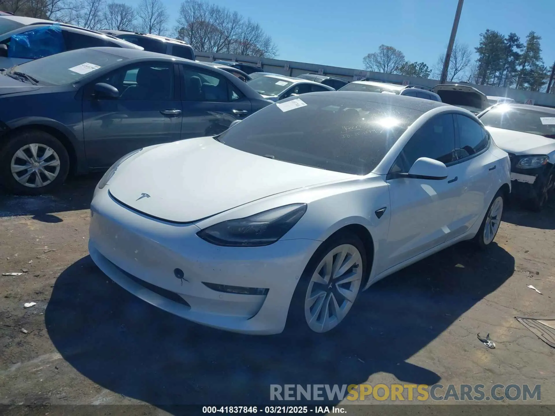 2 Photograph of a damaged car 5YJ3E1EB6MF902268 TESLA MODEL 3 2021