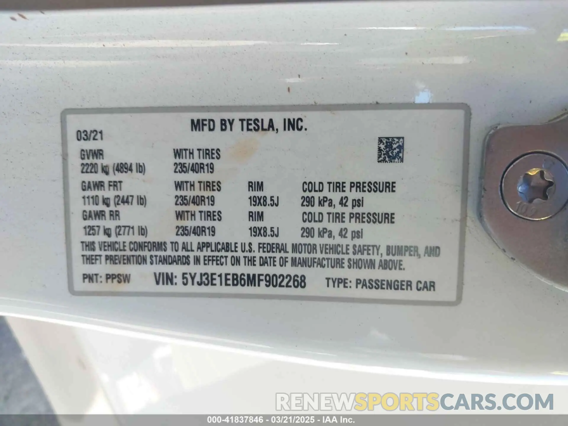 9 Photograph of a damaged car 5YJ3E1EB6MF902268 TESLA MODEL 3 2021