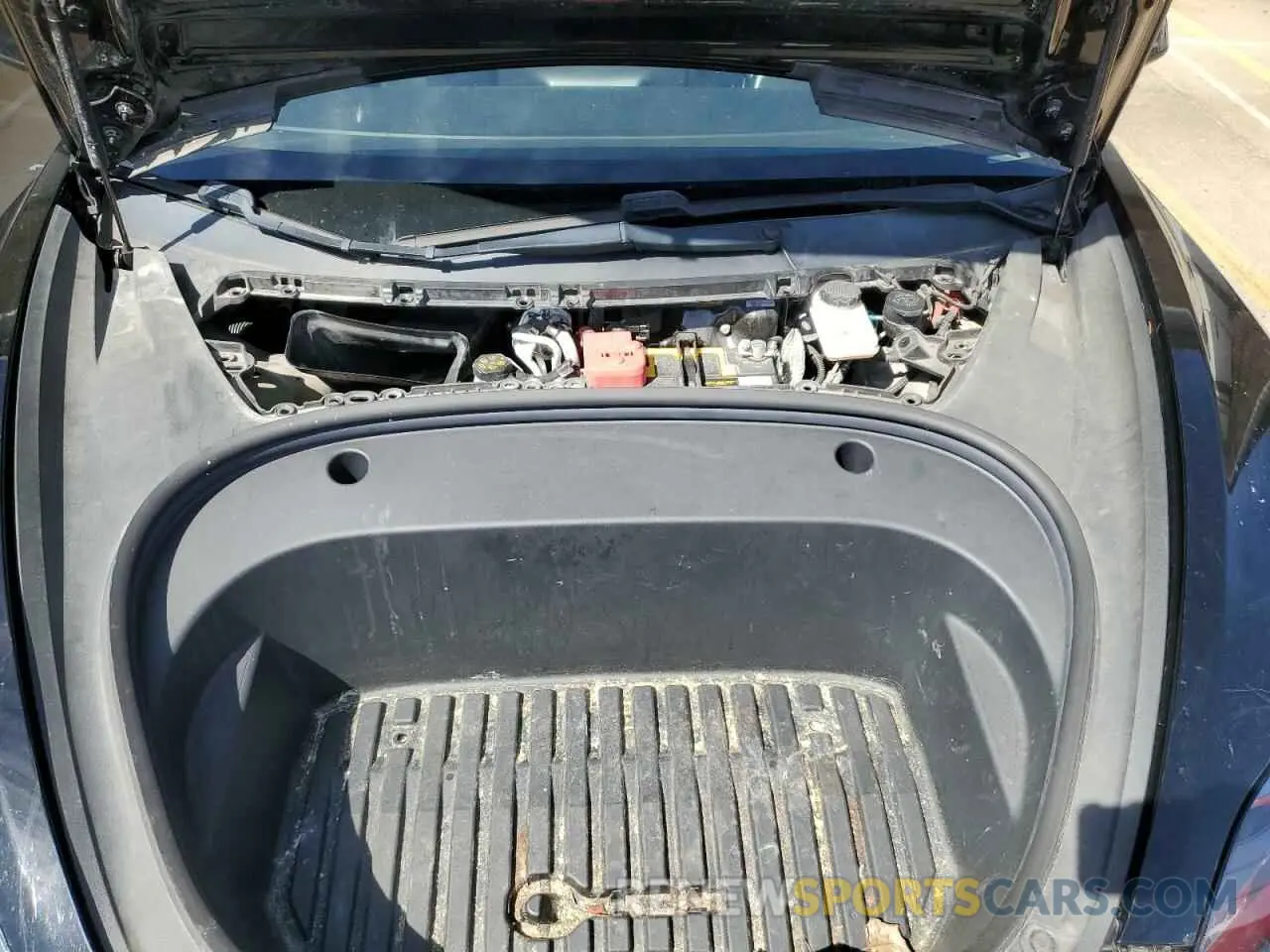 11 Photograph of a damaged car 5YJ3E1EB6MF906725 TESLA MODEL 3 2021