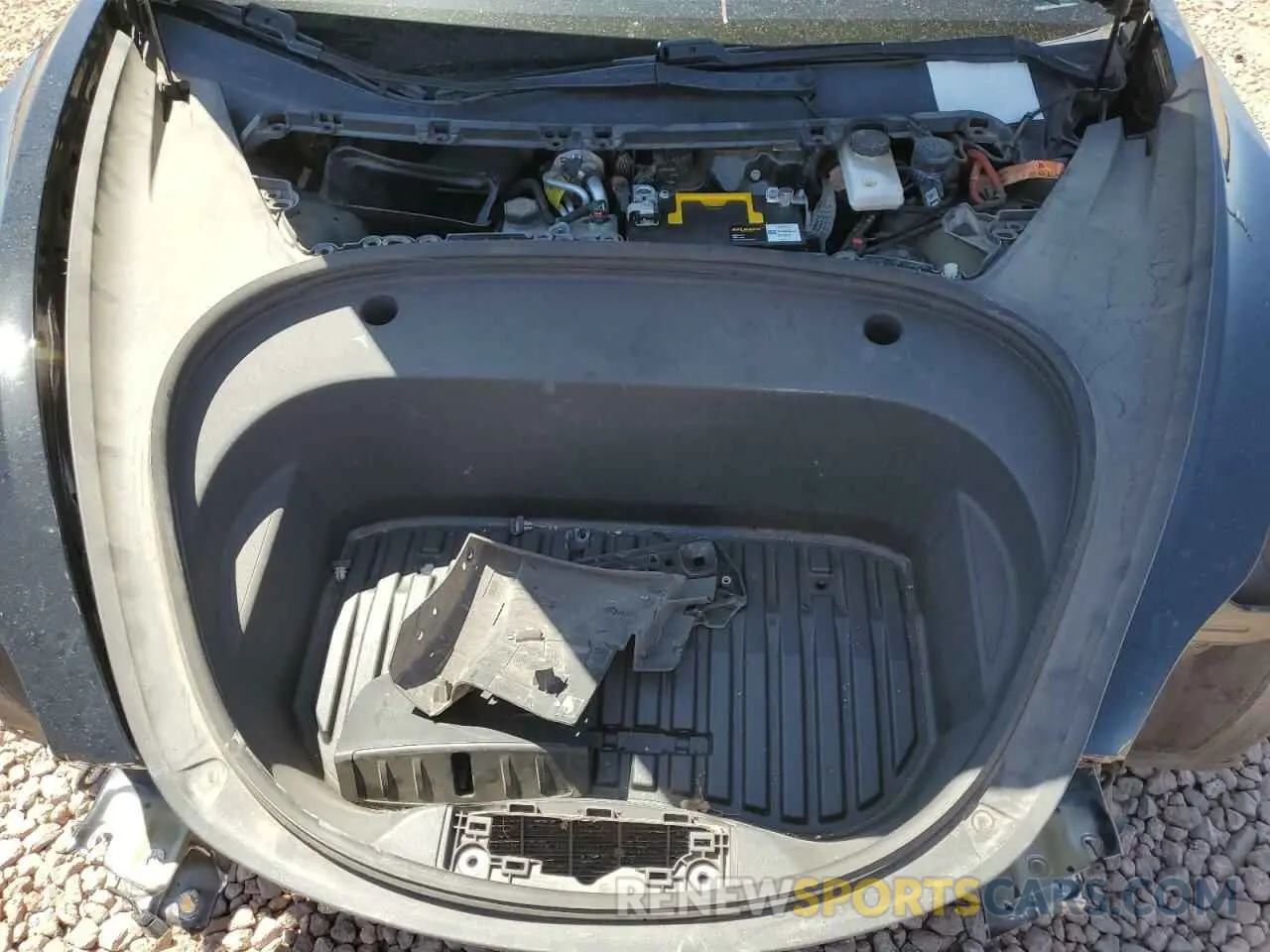 11 Photograph of a damaged car 5YJ3E1EB6MF915604 TESLA MODEL 3 2021