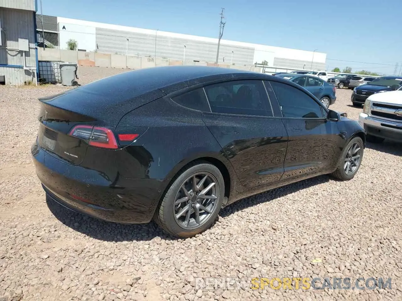 3 Photograph of a damaged car 5YJ3E1EB6MF915604 TESLA MODEL 3 2021