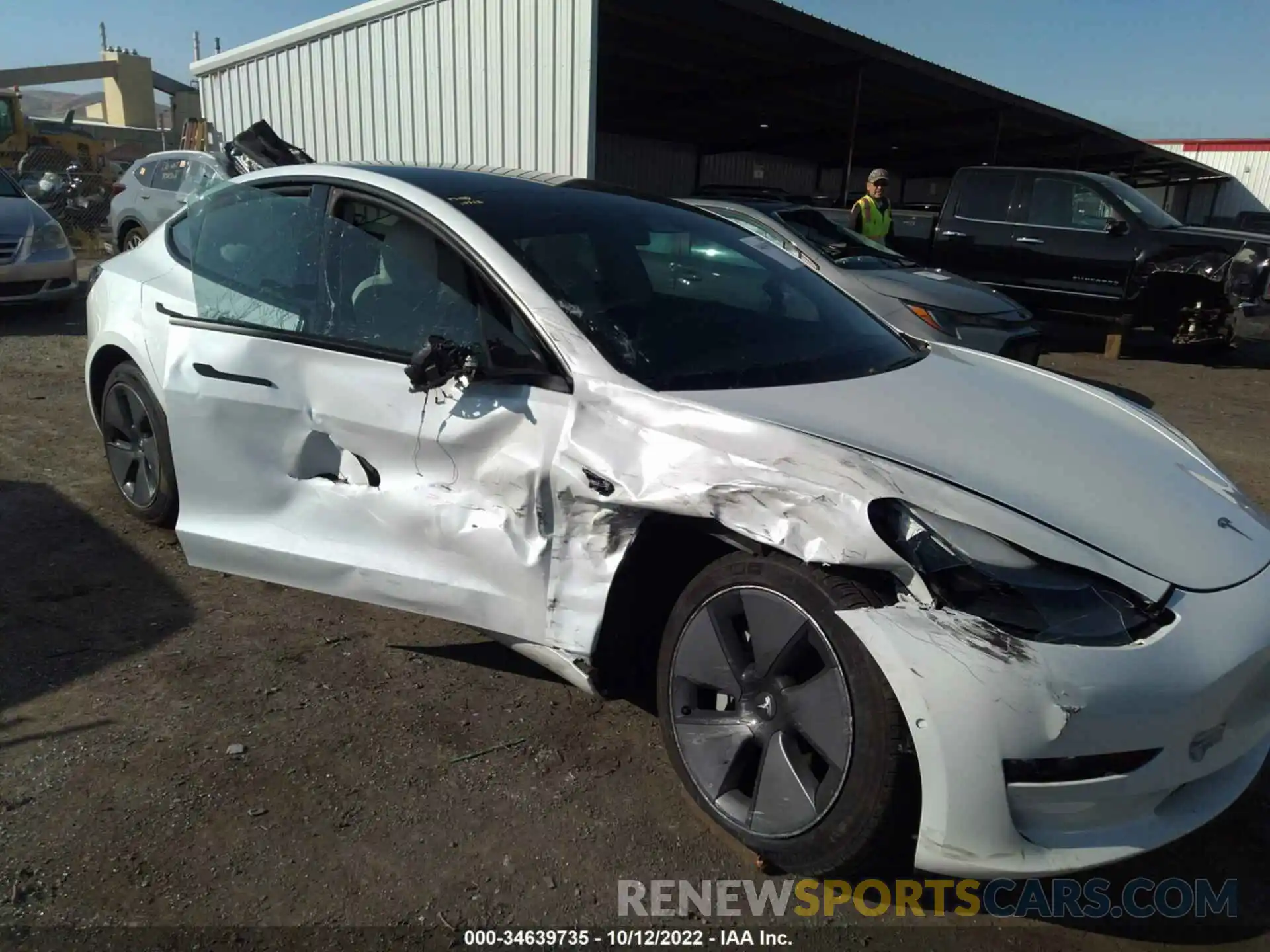 6 Photograph of a damaged car 5YJ3E1EB6MF925792 TESLA MODEL 3 2021