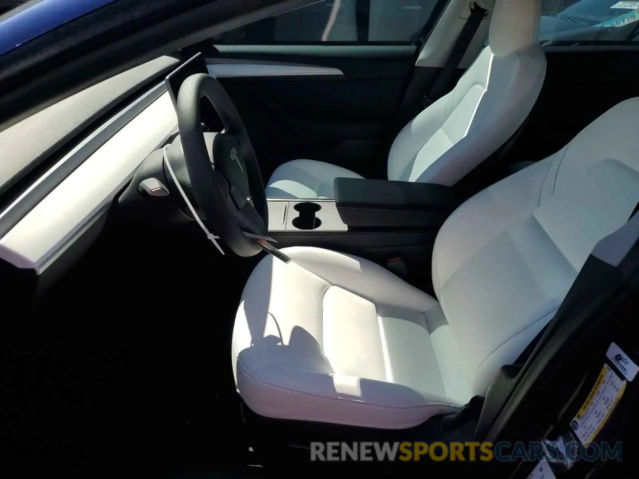 7 Photograph of a damaged car 5YJ3E1EB6MF980601 TESLA MODEL 3 2021