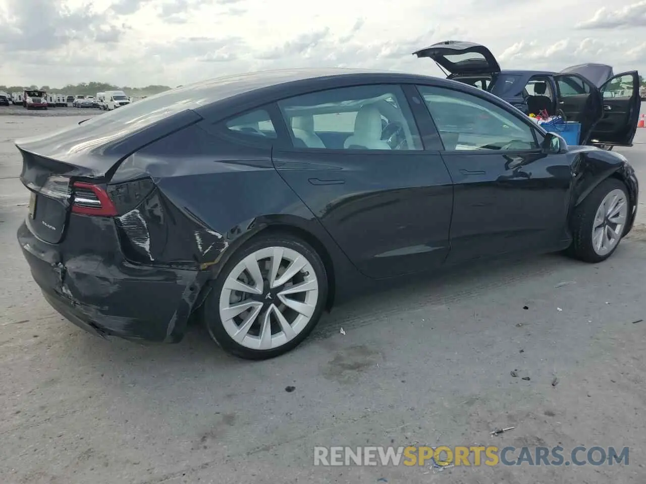 3 Photograph of a damaged car 5YJ3E1EB6MF980646 TESLA MODEL 3 2021