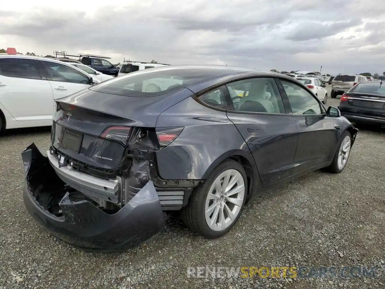 4 Photograph of a damaged car 5YJ3E1EB6MF980694 TESLA MODEL 3 2021