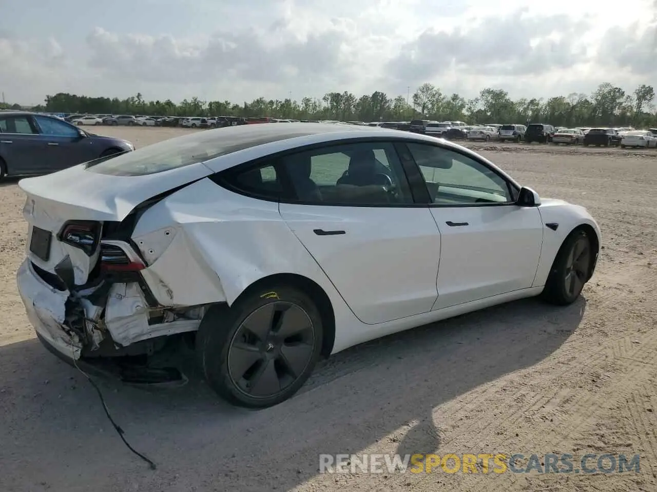 3 Photograph of a damaged car 5YJ3E1EB6MF988326 TESLA MODEL 3 2021
