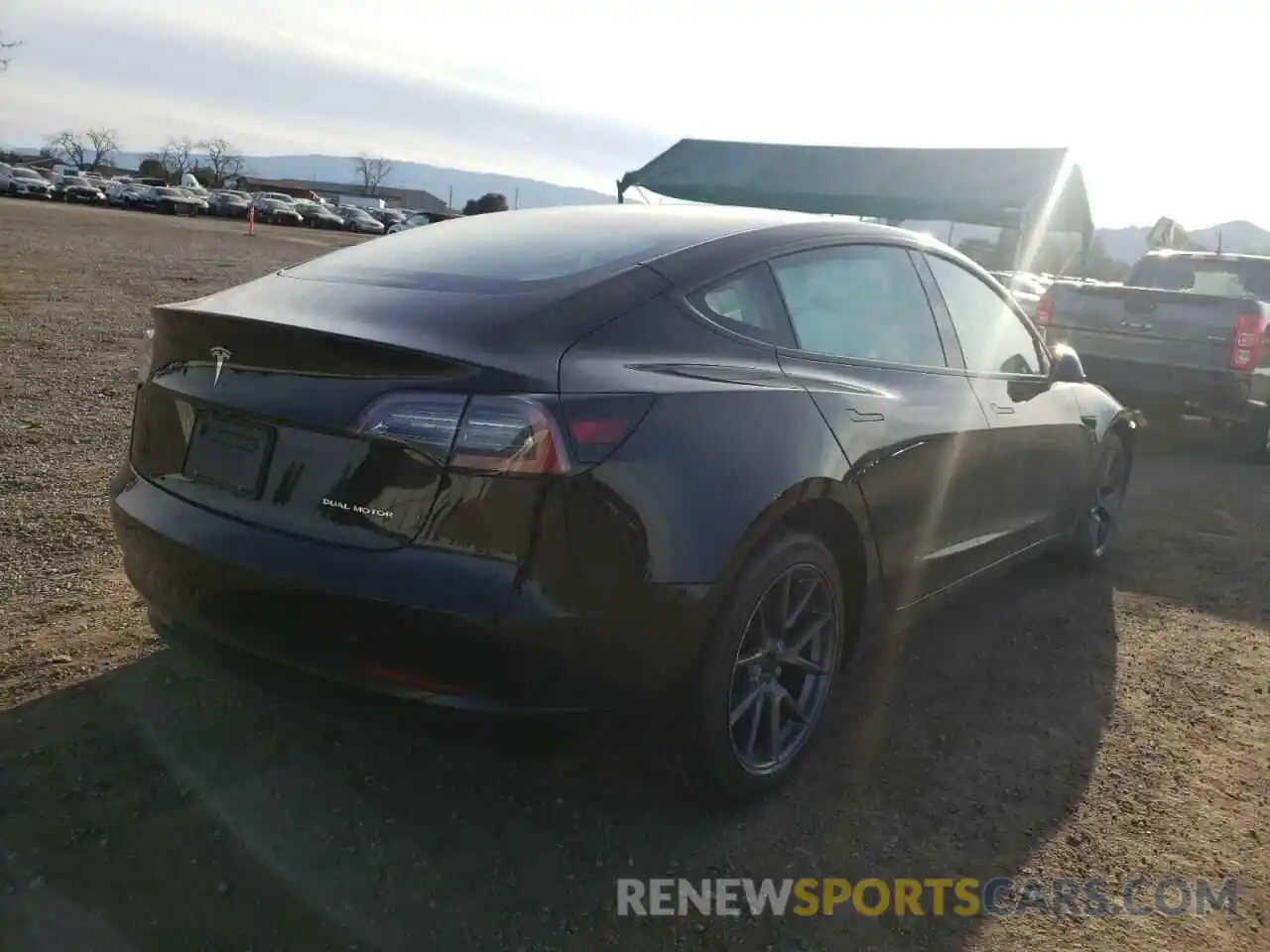 4 Photograph of a damaged car 5YJ3E1EB7MF019652 TESLA MODEL 3 2021