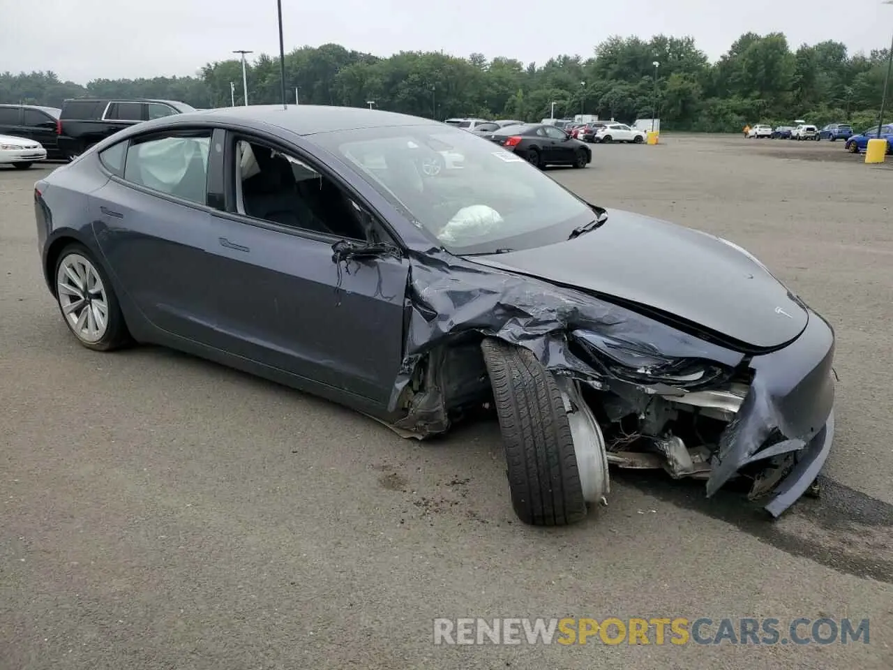4 Photograph of a damaged car 5YJ3E1EB7MF031459 TESLA MODEL 3 2021