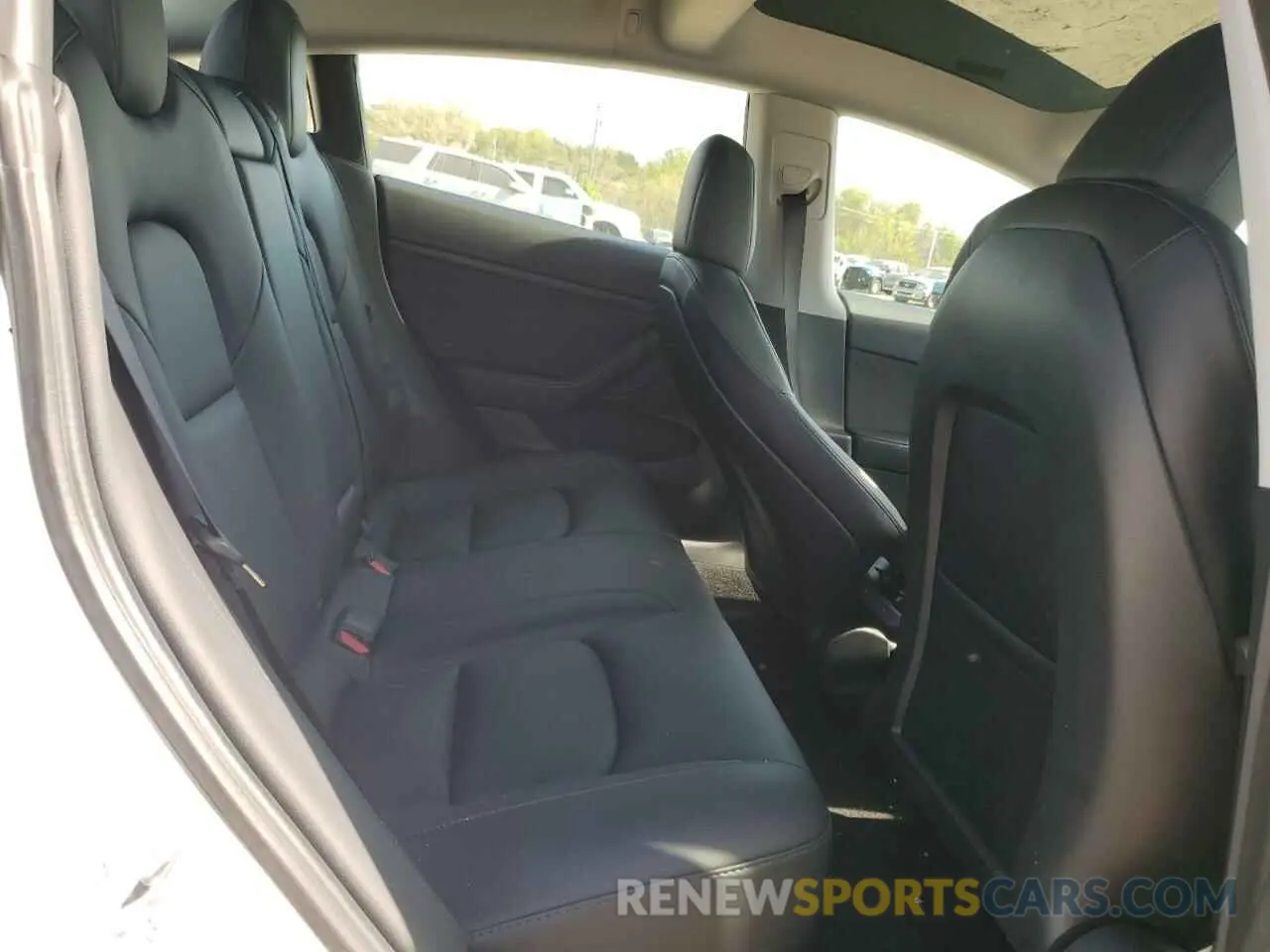 11 Photograph of a damaged car 5YJ3E1EB7MF034152 TESLA MODEL 3 2021