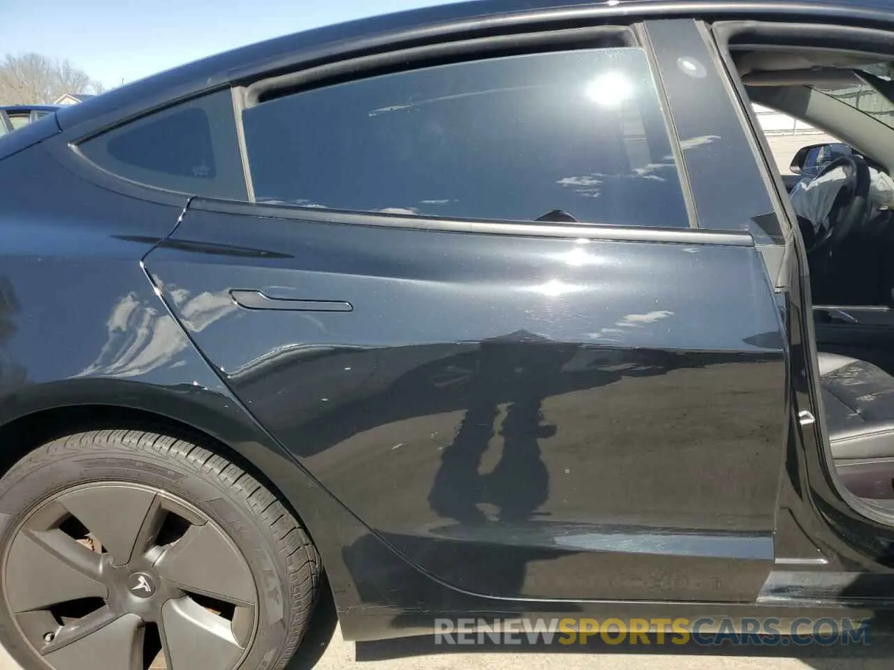 11 Photograph of a damaged car 5YJ3E1EB7MF035544 TESLA MODEL 3 2021