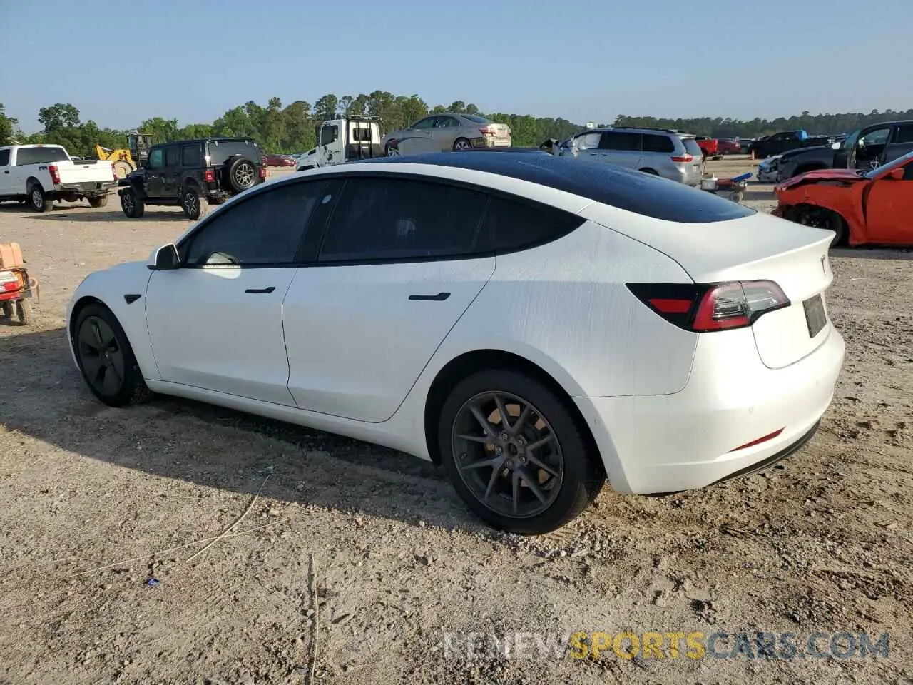 2 Photograph of a damaged car 5YJ3E1EB7MF044096 TESLA MODEL 3 2021
