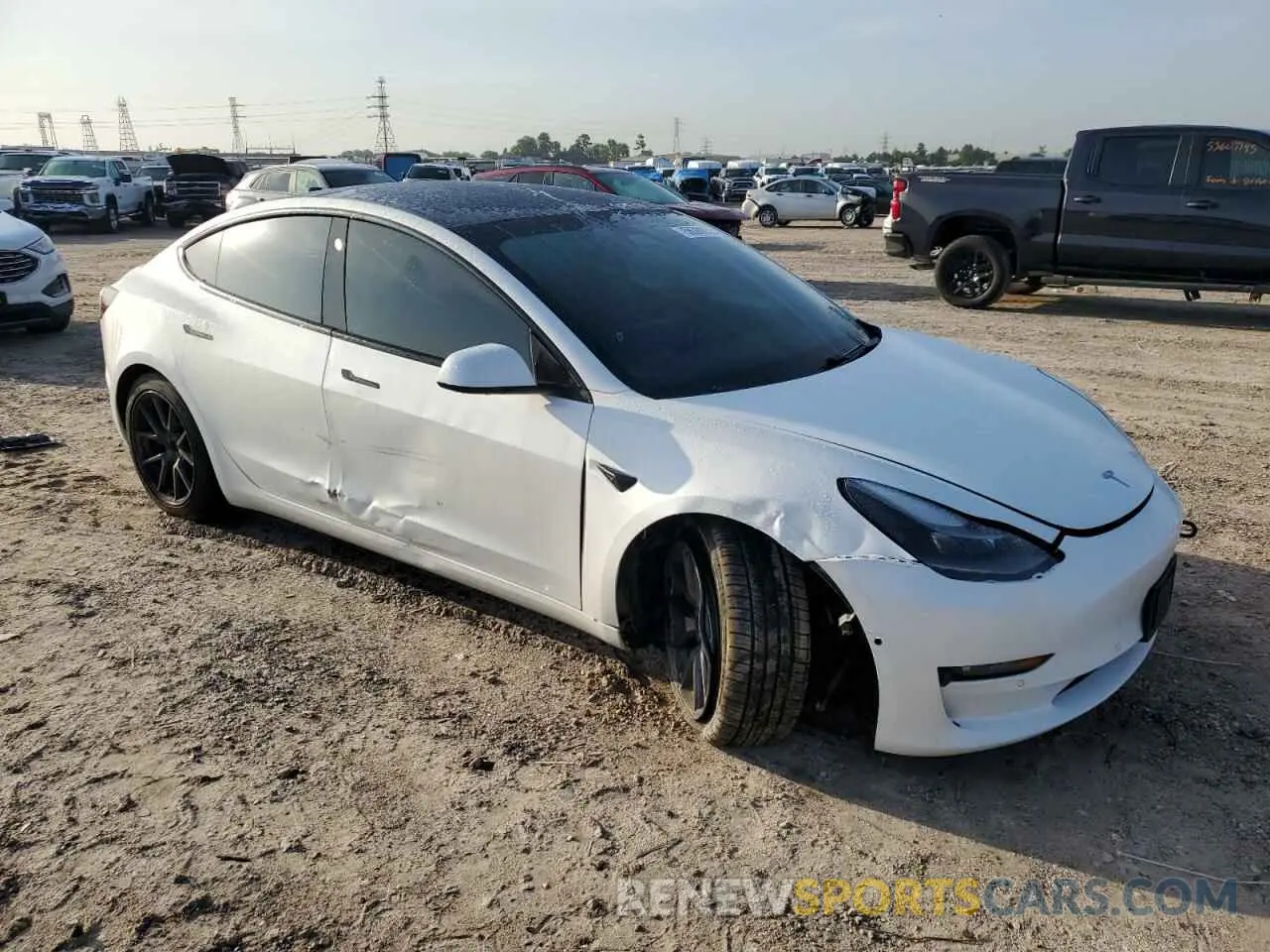 4 Photograph of a damaged car 5YJ3E1EB7MF044096 TESLA MODEL 3 2021