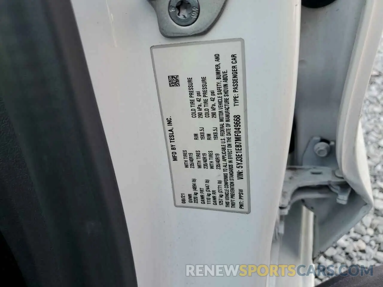 13 Photograph of a damaged car 5YJ3E1EB7MF049668 TESLA MODEL 3 2021