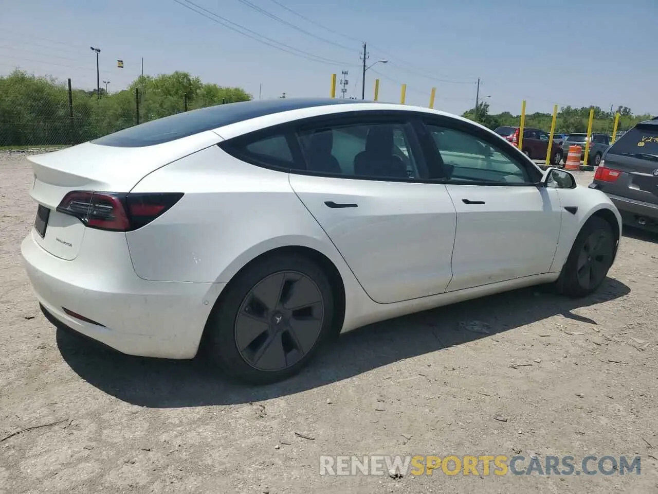 3 Photograph of a damaged car 5YJ3E1EB7MF050349 TESLA MODEL 3 2021